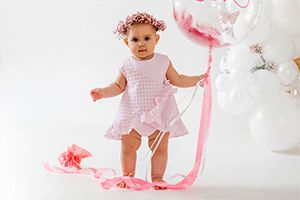Сукня для дівчинки на перший рік народження - Поради з вибору від Пташка