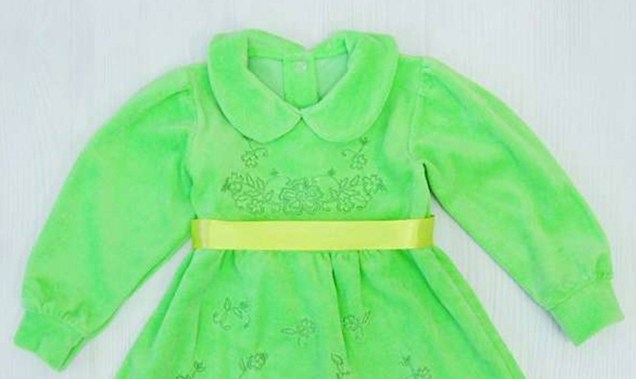Дитячі трикотажні сукні для дівчинку. Сукня «МАРІЯ» велюр зеленого кольору. ТМ «Пташка Украина»