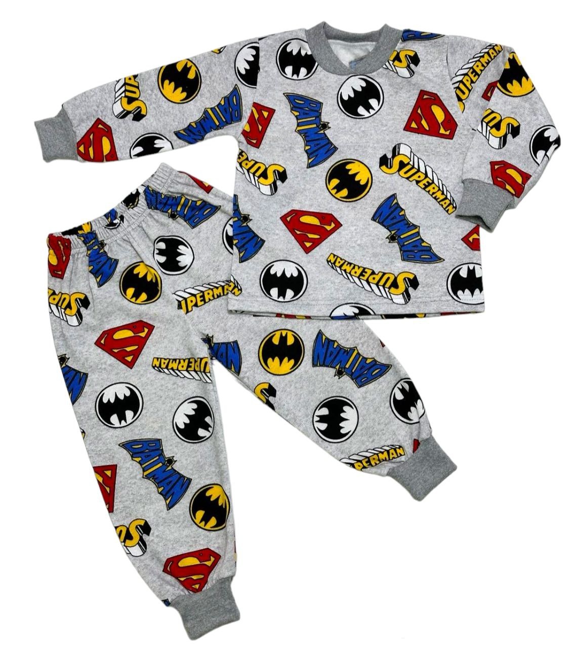 Детские трикотажные пижамы для мальчика. Пижама с манжетом цветной начёс серого цвета с значками супергероев. ТМ «Пташка Украина»